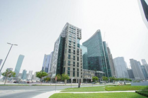 Al Ashrafia Spacious Three Bedroom- Downtown